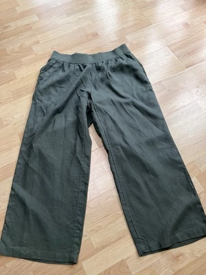 Lands End womens linen trousers, size 22, green, pockets, comfortable - Image 1 of 4
