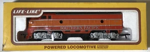 Life Like Southern Pacific Powered Locomotive - Picture 1 of 12