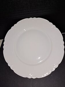 Hutschenreuther selb Bavaria Racine all white porcelain  8 3/4 " Luncheon  Plate
