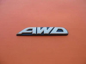 00 01 02 03 04 SUBARU LEGACY OUTBACK AWD TAPA TRASERA EMBLEMA DORADO LOGOTIPO INSIGNIA SIGNO #5 - Imagen 1 de 3