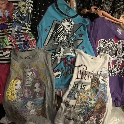 Camisa Monster Talla Alta Tallas Paquete S8,7/8,14-16 y 10-12 Niñas Foto 1 de 4