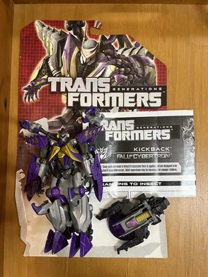 Arma Transformers Generations Fall of Cybertron Deluxe Class Kickback 2 Blades Foto 1 de 4
