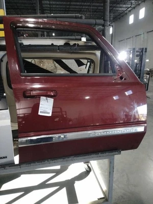 Passenger Right Front Door Fits 06-10 COMMANDER 579253 - Image 1 of 4