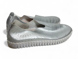 Ilse Jacobsen Damenschuhe 37 US 7 Tulpe Slipper flache Schuhe Metallic Silber Laser - Bild 1 von 6