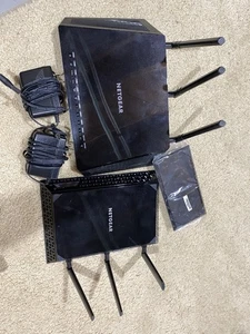 Routers Netgear: Extensor AC1900 modelo EX700 y Nighthawk AC1750 R6700v3 - Imagen 1 de 6