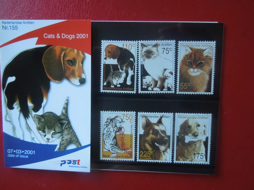 G5571  NETHERLANDS  ANTILLES 2001 DOGS CATS  M/S SHEET PRESENTATION PACK  MNH - Image 1 of 1