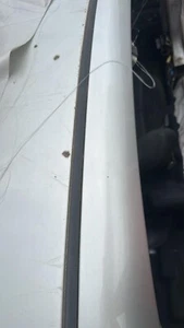 2005 TOYOTA AVENSIS T25 1.8 PETROL AUTO driver side roof gutter drip tray - Picture 1 of 3