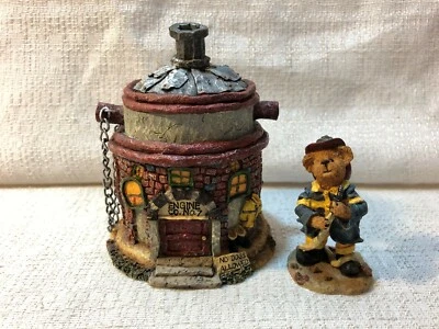 Boyds Bear Route 33 1/3 Heros 钩和梯子消防站 3E 雕像村 19901 — 第 1/4 张图片