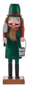 Schiaccianoci natalizio in legno,10",GIARDINIERE MASCHIO BIANCO IN OUFIT VERDE E ROSSO, Ashland - Foto 1 di 3