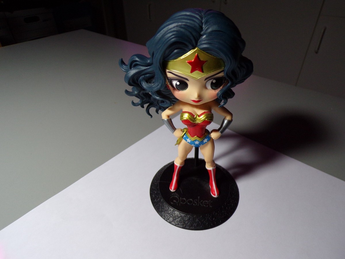 Q posket　ワンダーウーマン と キャットウーマン　フィギュアセット Amazon.com: Banpresto 35770 DC Comics - Q Posket Cat Woman