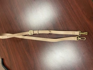 purse strap replacement cream with goldtone hardware Taupe Adjustable Euc - Picture 1 of 3