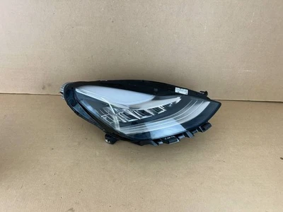 ✅ Faro LED delantero derecho Tesla Model 3 Y 2017-2020 1077372-00-L/arañazos Foto 1 de 4