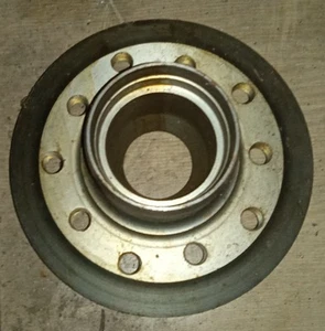 Mercedes Benz  A1153341601, Radnabe vorne, W114, W115, R107, W107,  NEU in OVP - Bild 1 von 5