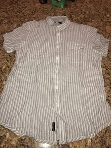 Modern Casual Calvin Klein Shirts Men Gray Multi Stripe Size M NWT - Picture 1 of 5