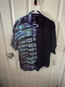 VTG Bugle Boy Short Sleeve Button Up Shirt Men SZ M Rayon Vibrant Tie Dye Purple - Picture 1 of 5