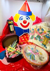 Vintage Clown Party Supplies - Clown Decoration - Paper Plates - Napkins - Candl - Picture 1 of 9