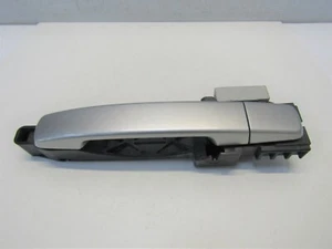 NISSAN QASHQAI J10 2010-13 NEARSIDE FRONT EXTERIOR DOOR HANDLE KY0 SILVER  #2299 - Picture 1 of 8