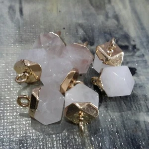 Natural Quartz Crystal, Faceted Charm, 11-12x8x8mm, 2 pieces, Free Postage  - Foto 1 di 2