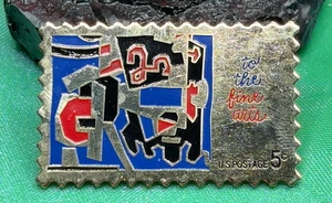 USPS The Fine Arts 5 Cent Replik Briefmarke PIN Jayne Co. Sammlerstück - Bild 1 von 2