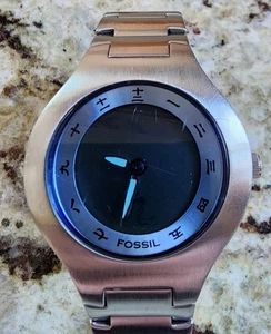 VTG Fossil Watch 41 mm Big-tic Kanji Light Blue Animated Dial 90s New Battery - Picture 1 of 11