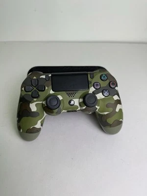 Sony DualShock Controller For Sony PlayStation 4 - Green Camouflage (CUHZCT2U) - Image 1 of 3