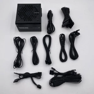 Corsair RM1000e Vollmodulares ATX Netzteil Schwarz CP-9020297-NA - Bild 1 von 6