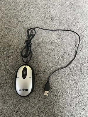 TechAir XM301B USB Optical Mouse - Silver / Black Colour. Used - Image 1 of 4