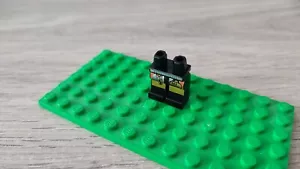 Hanches et jambes avec circuit Space UFO Gold 970c00pb0021 pièce Lego #C06 - Imagen 1 de 2