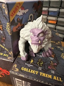 Kidrobot Dungeons & Dragons Series 2 - YETI - 3 in 24 - Vinyl - Picture 1 of 8