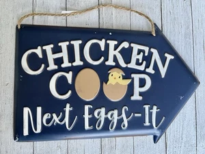 ¡NUEVO! Letrero retro de hojalata "Chicken Coop Next Eggs It" cocina envejecida - Imagen 1 de 2