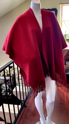 Nuevo sin etiquetas Chico's Envolvente Talla Única Cálido Rojo Tejido Chal Abierto con Flecos Suéter Boho Foto 1 de 4