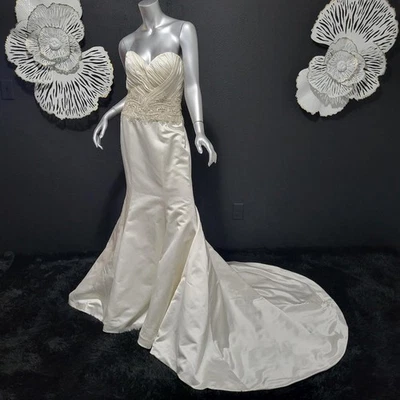 NWT~$1850~CB COUTURE~6/8~IVORY STRAPLESS MERMAID FIT & FLARE WEDDING DRESS - Image 1 of 4