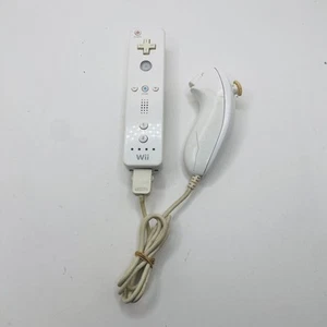 OEM Nintendo Wii Remote Controller Wiimote White with Nunchuck (RVL-003) *READ* - Picture 1 of 9