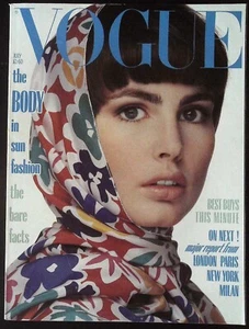 VOGUE UK July 1985 ALEXA SINGER by PATRICK DEMARCHELIER Jodie Foster @ EXCLT+ - Imagen 1 de 11