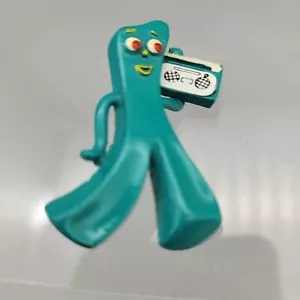 Prendedor de metal esmaltado Gumby raro 1983 con caja de pluma arte Clokey broche retro - Imagen 1 de 6