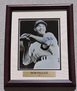 BOB FELLER HOF •Foto de béisbol firmada por los Indios de Cleveland fallecidos ENMARCADA • Certificado de autenticidad - Imagen 1 de 1