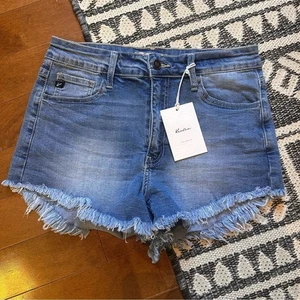 NWT Kancan High-Rise Distressed Frayed Hem Denim Shorts Women’s Size 11/29 NEW - Picture 1 of 7