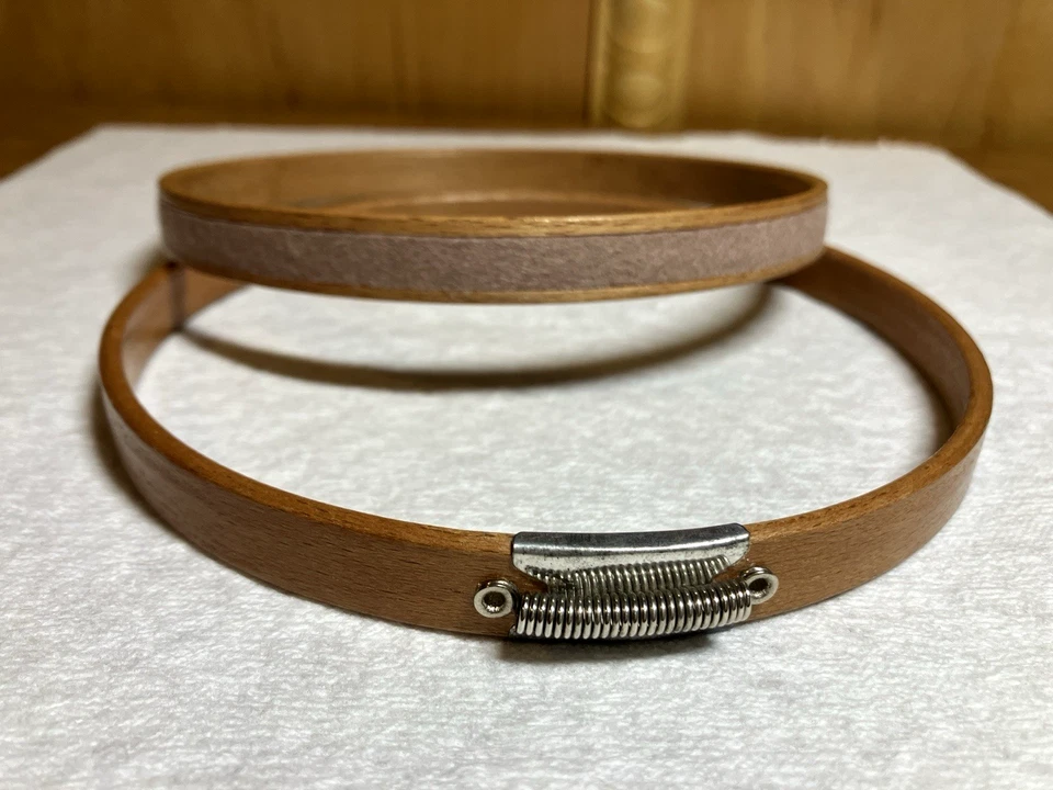 Vintage Wooden Felt Lined Embroidery Hoop 5" With Spring Tension, Unmarked - Image 1 of 4