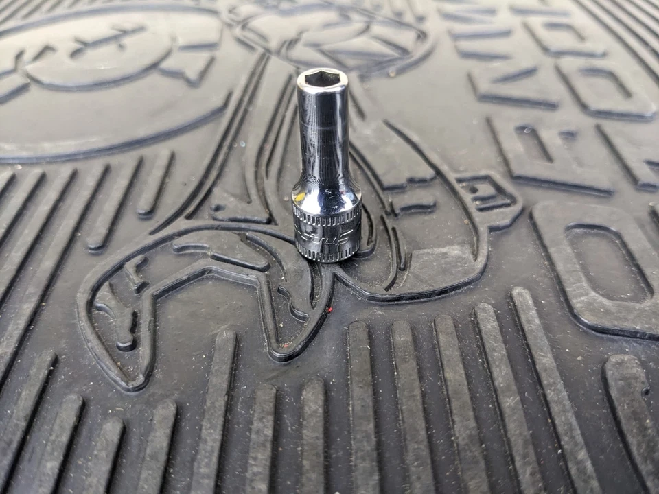 #bf806 NEW SNAP-ON TMMS5 1/4" DRIVE 5MM SEMI-DEEP 6 POINT SOCKET METRIC USA - Image 1 of 4