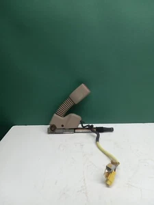 2004-2010 Kia Optima Left Front Tan Seat Belt Buckle OEM - Picture 1 of 11