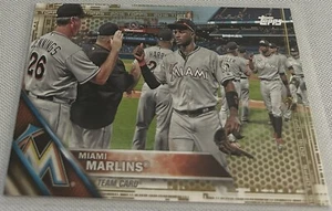2016 Topps Baseball Series 2 Maimi Marlins Team Card Gold #d 1793/2016 - Picture 1 of 3