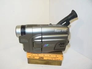 JVC Super VHS-C Camcorder w/battery & Charger model GR-SXM520U (Parts/Repair) - Picture 1 of 11