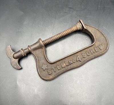 Antiguo P.S. & W. Co. Southington Conn EE. UU. Acero No. Abrazadera C de 4 tornillos Foto 1 de 4