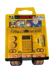 Kit scuola vintage SK 21 da collezione by Aurora calcolatrice matite gomma e altro - Foto 1 di 9