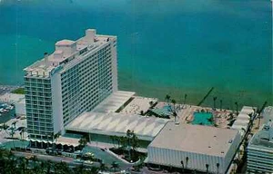 Postkarte Miami Carillon Hotel Luftaufnahme unbesendet - Bild 1 von 2
