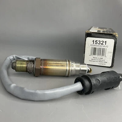 BOSCH GENUINE OXYGEN SENSOR For BMW 545i 645Ci 745Li 745i Alpina B7 15321 - Image 1 of 4
