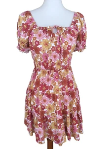 Nevena Rae Tiered Milkmaid Dress Floral Fit & Flare Juniors Size Small Pink Cute - Picture 1 of 8