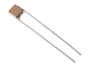 CK05BX822K 8200pF 8.2nF 10% 100V MLCC Multilayer Ceramic Capacitor Kondensator - Picture 1 of 1