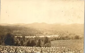 RPPC Vintage Postkarte Vogelperspektive von Barnard VT River Windsor County - Bild 1 von 3