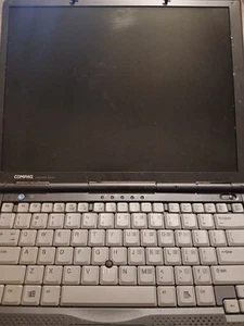 Compaq Armada M700 With Dock - Picture 1 of 7